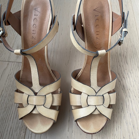 Shoes - Saint Laurent Tribute platform sandals